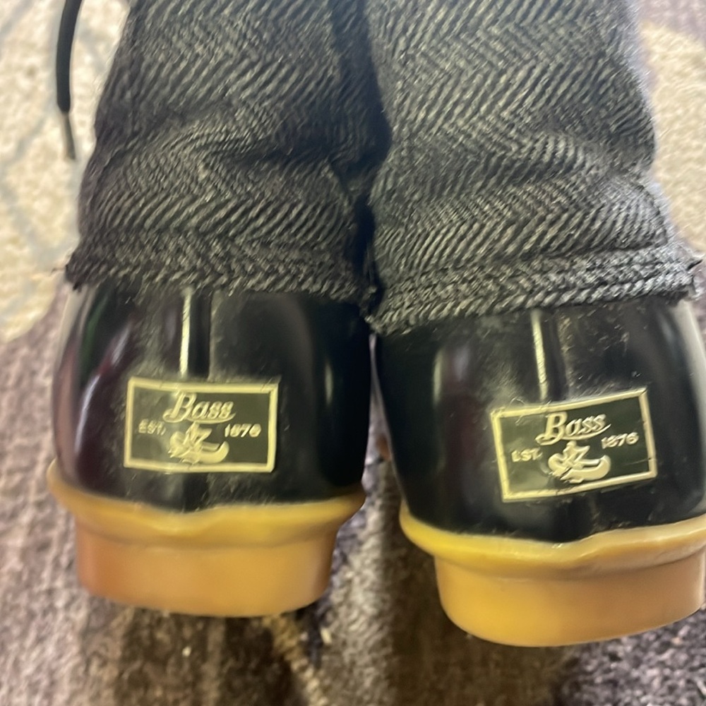 Used - Picture 6 of 8